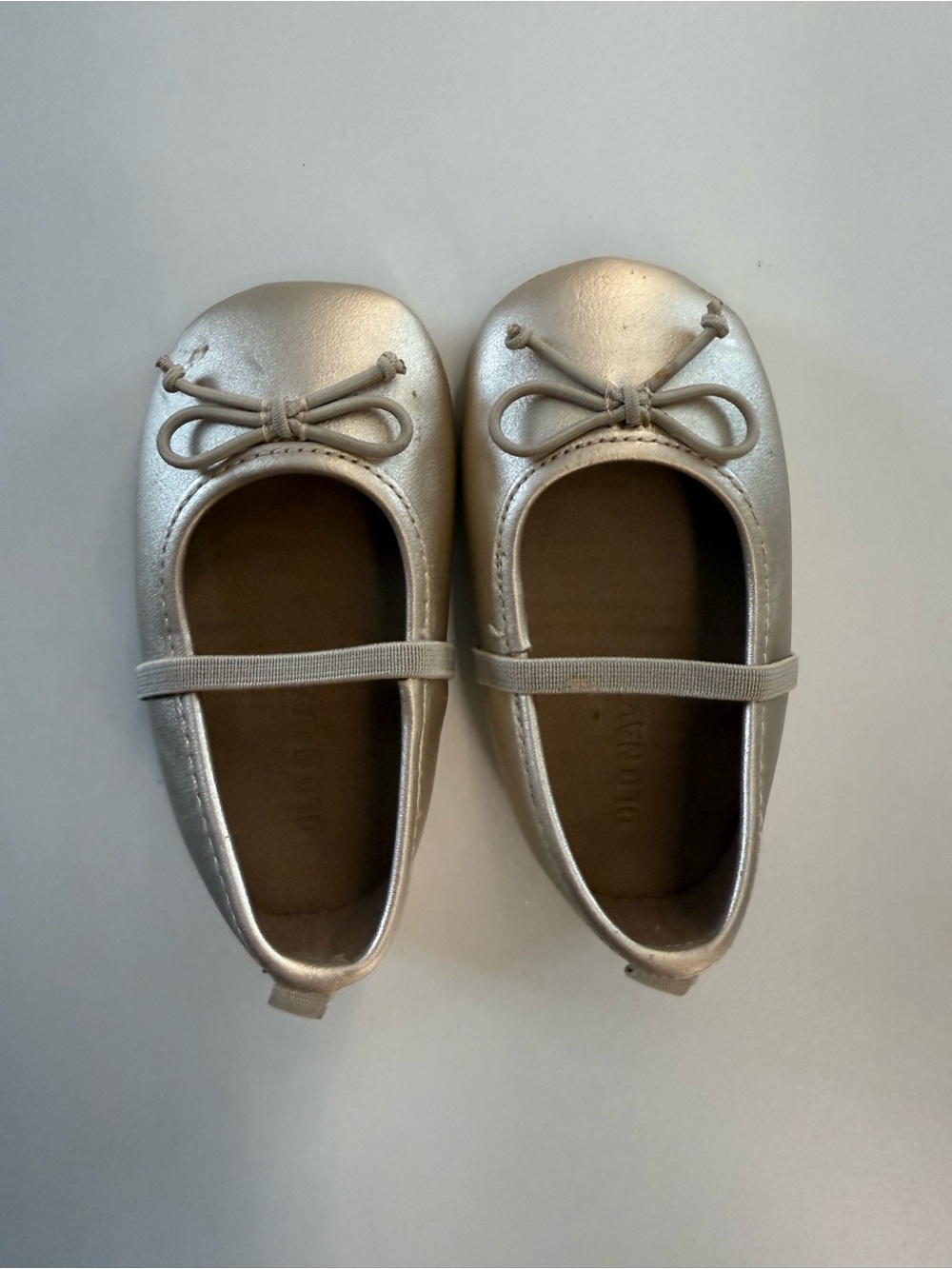 Old navy baby girl Metallic Ballet Flats with Bow12-18M 🎀